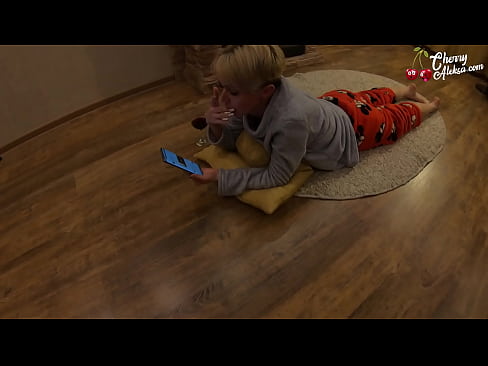❤️ Hullu blondiin imeb tohutut munni ja hüppab selle peal - anaalseksiga Super porno at et.vanalize.ru ﹏