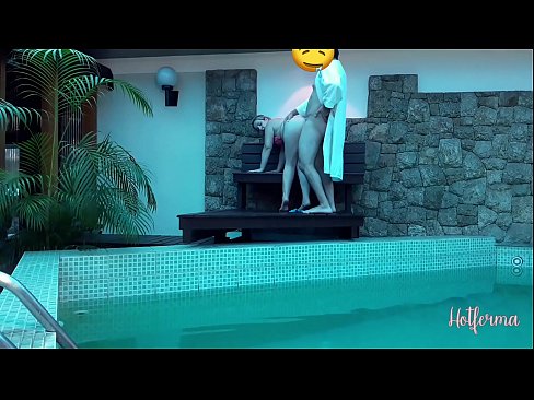 ❤️ Boss kutsub neiu basseini, kuid ei suutnud vastu panna kuumale Super porno at et.vanalize.ru ﹏